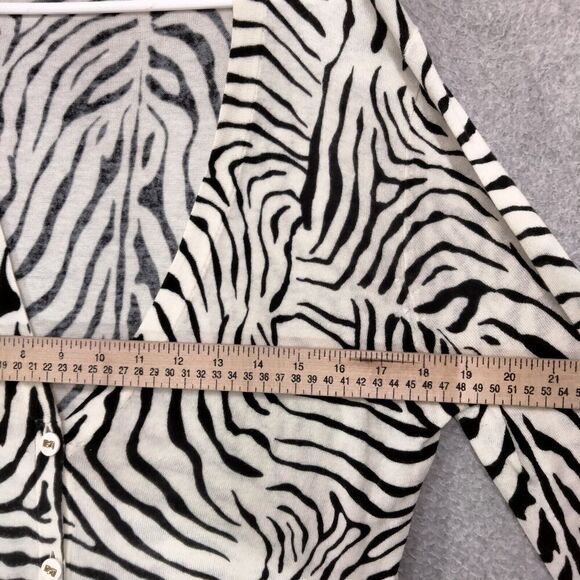 J McLaughlin Cardigan Sweater Womens Sz M Black White Zebra Striped Button Down - Picture 5 of 12